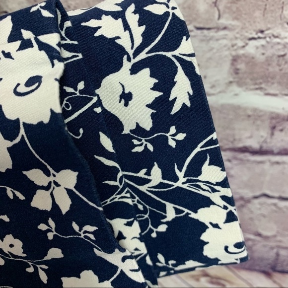 Talbots Chatham Blue Floral Crop Ankle Pants NWOT - Picture 8 of 12